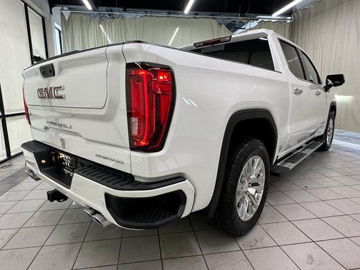 White Frost Tricoat 2024 GMC Sierra 1500 Denali