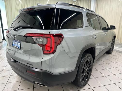 2023 GMC Acadia AWD SLT