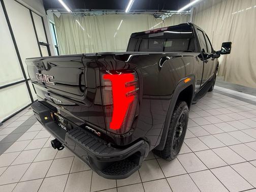 2026 GMC Sierra 2500 AT4