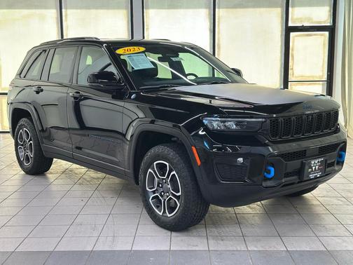 2023 Jeep Grand Cherokee 4xe Trailhawk