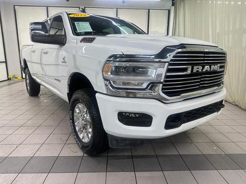 2024 RAM 2500 Laramie Crew Cab 4x4 6'4' Box