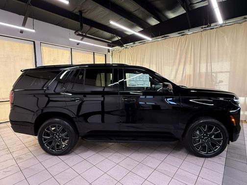 2026 Chevrolet Tahoe 4WD RST