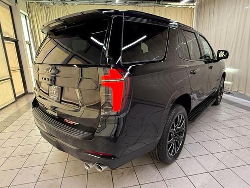 2026 Chevrolet Tahoe 4WD RST