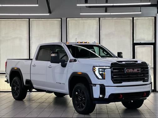2026 GMC Sierra 2500 AT4