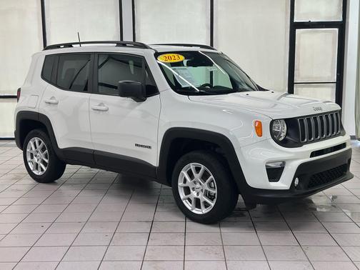 2023 Jeep Renegade Latitude