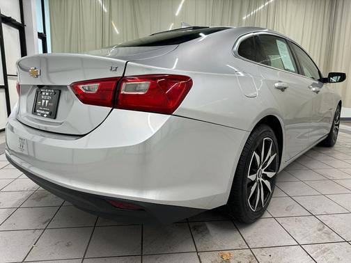 2017 Chevrolet Malibu 1LT