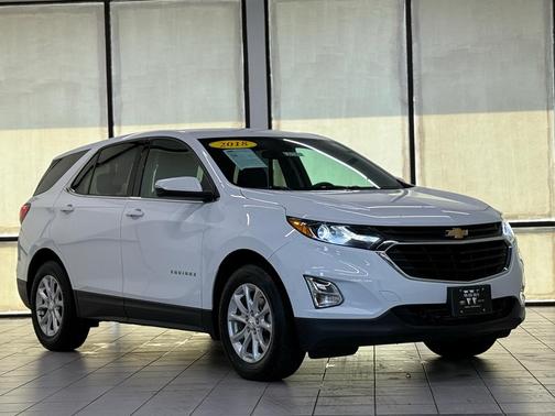 Summit White 2018 Chevrolet Equinox LT