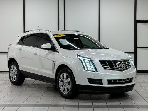 Platinum Ice Tricoat 2016 Cadillac SRX Luxury Collection