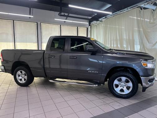 Granite Crystal Metallic Clearcoat 2021 RAM 1500 Big Horn/Lone Star