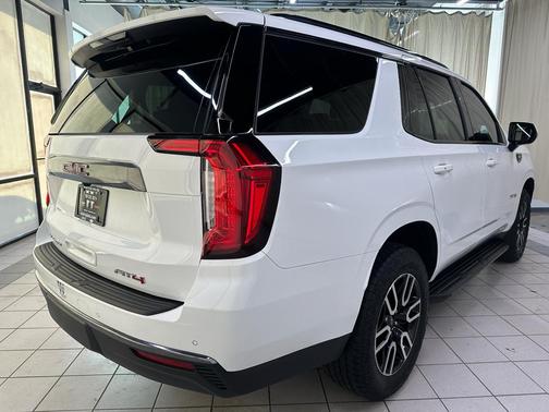 2023 GMC Yukon 4WD AT4
