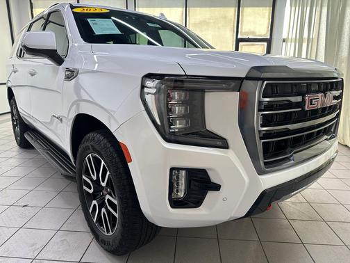 2023 GMC Yukon 4WD AT4