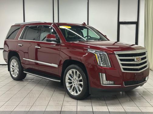 2017 Cadillac Escalade Luxury