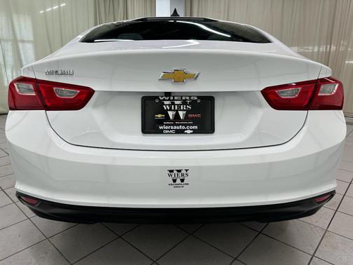 Summit White 2023 Chevrolet Malibu 1LS