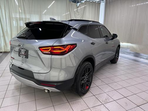 Sterling Gray Metallic 2024 Chevrolet Blazer 2LT