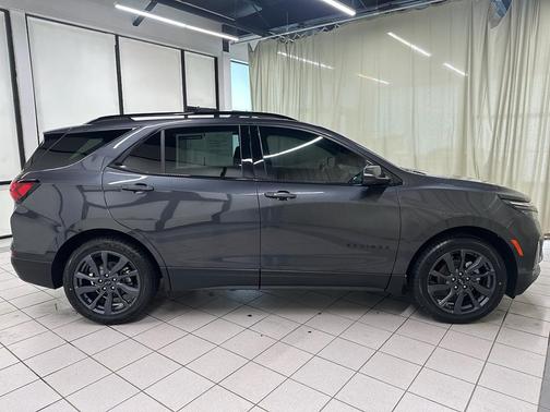 2022 Chevrolet Equinox FWD RS