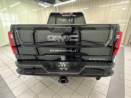 Onyx Black 2026 GMC Sierra 2500 Denali Ultimate