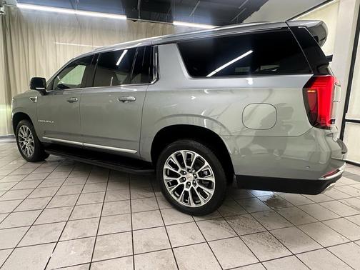 Sterling Metallic 2025 GMC Yukon XL Denali
