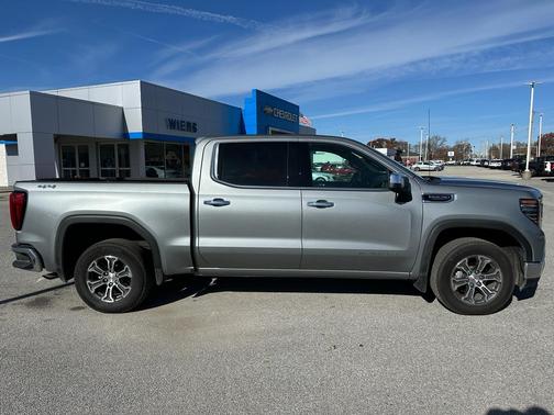 2025 GMC Sierra 1500 SLT