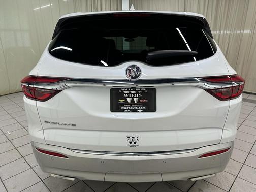 2021 Buick Enclave Essence