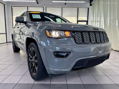2019 Jeep Grand Cherokee Altitude