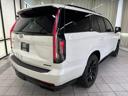 2023 Cadillac Escalade Sport