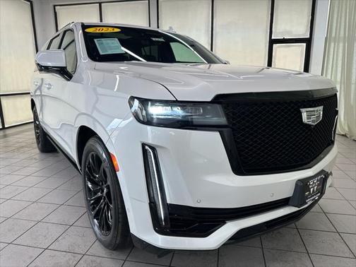 2023 Cadillac Escalade Sport