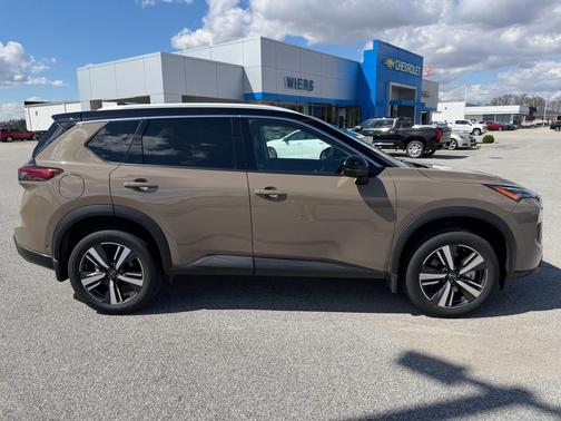 2025 Nissan Rogue SL
