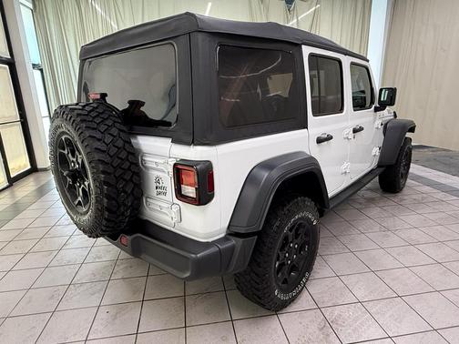 Bright White Clearcoat 2023 Jeep Wrangler 4xe Willys