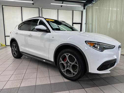 2022 Alfa Romeo Stelvio Ti