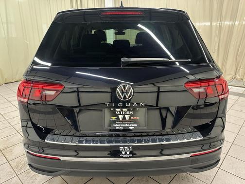 2024 Volkswagen Tiguan 2.0T Wolfsburg Edition