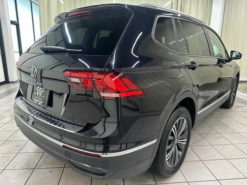 2024 Volkswagen Tiguan 2.0T Wolfsburg Edition