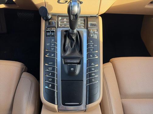 2017 Porsche Macan GTS