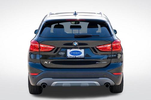 Black Sapphire Metallic 2019 BMW X1 xDrive28i