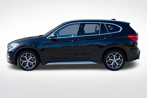 Black Sapphire Metallic 2019 BMW X1 xDrive28i