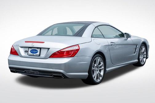 Silver 2013 Mercedes-Benz SL-Class SL 550