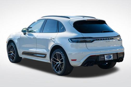 2022 Porsche Macan Base