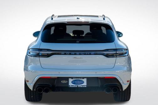 2022 Porsche Macan Base