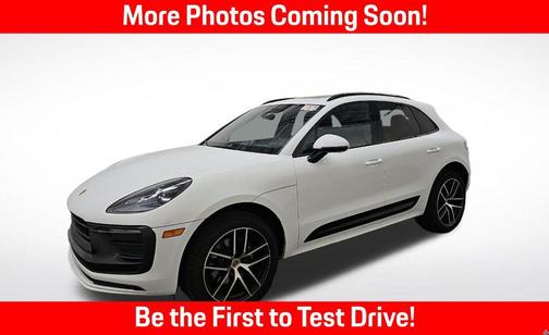 2022 Porsche Macan Base