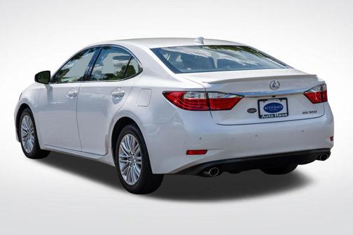 Starfire Pearl 2015 Lexus ES 350 Base