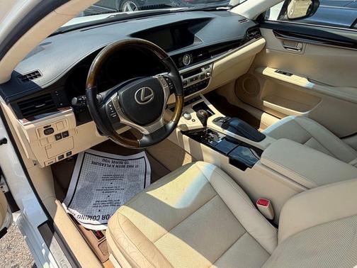 Starfire Pearl 2015 Lexus ES 350 Base