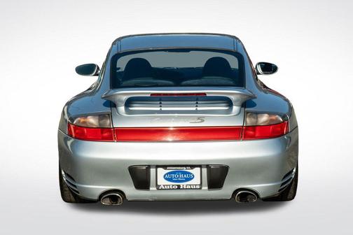 2004 Porsche 911 Carrera