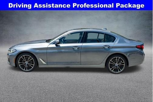 2022 BMW 530 i