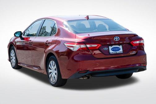 2019 Toyota Camry Hybrid LE