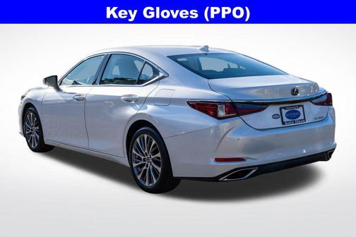 2021 Lexus ES 350 Base