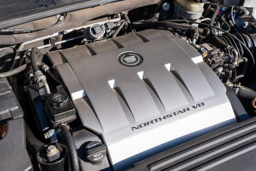 2011 Cadillac DTS Luxury Collection