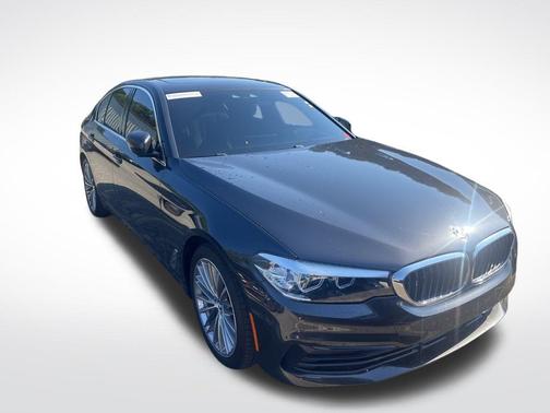 2020 BMW 540 540i