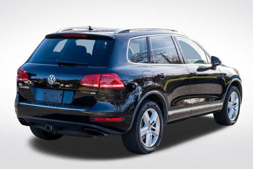 2013 Volkswagen Touareg VR6 Lux