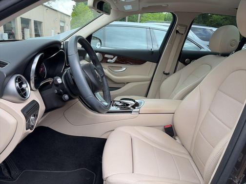 Brown 2017 Mercedes-Benz GLC 300 4MATIC