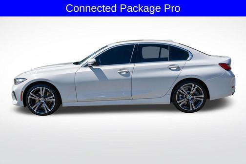 Alpine White 2024 BMW 330 330i