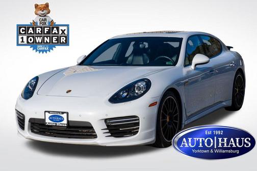 2016 Porsche Panamera GTS